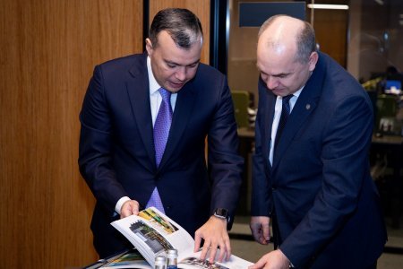 Moldova Baş nazirinin müavini DOST mərkəzində olub