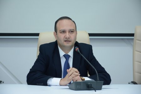 Azərbaycan İlahiyyat İnstitutunda (Aİİ) rəhbərlik, müəllim və əməkdaşların iştirakı ilə ilin yekunlarına həsr olunmuş tədbir keçirilib