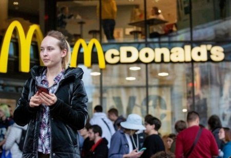 "McDonald's" şirkəti bu ölkəni tərk edə bilər