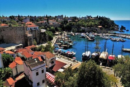 Zəlzələdən sonra Antalyada turistlərə xəbərdarlıq: Buradan uzaq durun