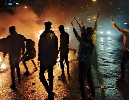 İranda güclü partlayış, 17 nəfər öldü, yüzlərlə yaralı xəstəxanaya aparıldı