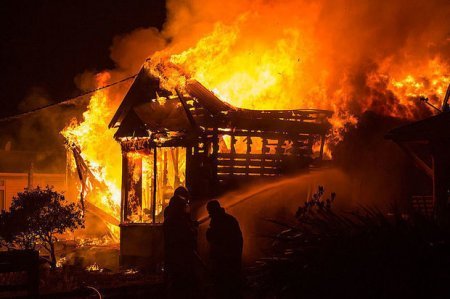 Qusarda evdə partlayış: Xəsarət alan var