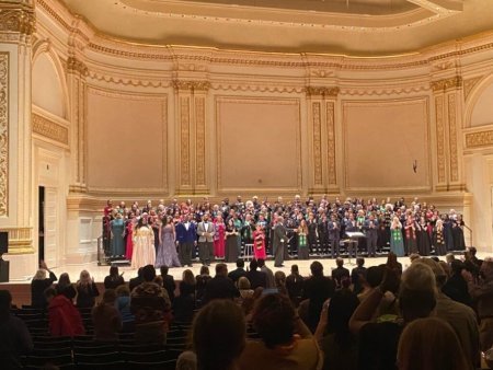 Azərbaycanlı vokalçı ABŞ-da beynəlxalq müsabiqənin qızıl medalını qazanıb