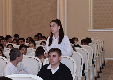 Azərbaycan İlahiyyat İnstitutunun fəaliyyəti barədə Sumqayıt məktəbliləri məlumatlandırılıb