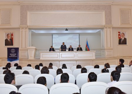 Azərbaycan İlahiyyat İnstitutunun fəaliyyəti barədə Sumqayıt məktəbliləri məlumatlandırılıb