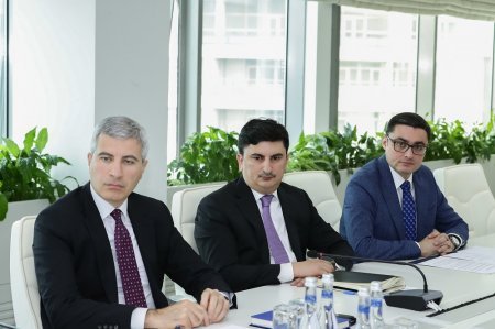 Nazir Sahil Babayev Nazirlik yanında İctimai şuranın yeni tərkibdə üzvləri ilə görüşüb