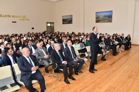 Bərdə şəhər 4 nömrəli tam orta məktəbdə Azərbaycan Respublikası Təhsil İnstitutunun əməkdaşlarının iştrakı ilə görüş keçirilib