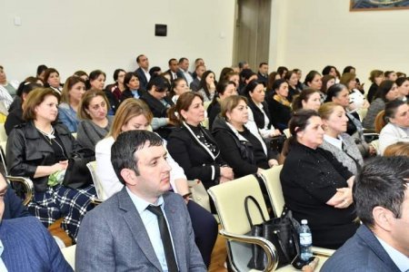 Bərdə şəhər 4 nömrəli tam orta məktəbdə Azərbaycan Respublikası Təhsil İnstitutunun əməkdaşlarının iştrakı ilə görüş keçirilib
