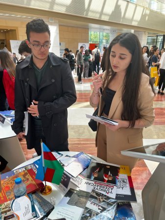 DİDK karyera sərgisində iştirak edib