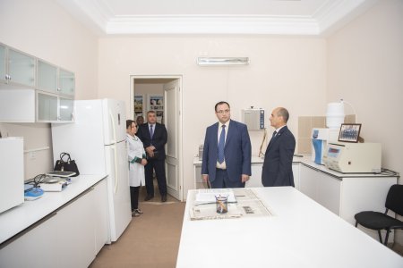 Nazir Məcnun Məmmədov Göyçayda vətəndaşları qəbul edib