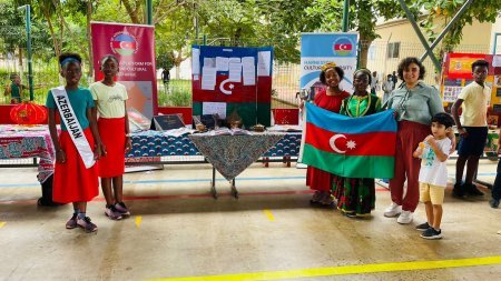 Luanda şəhərindəki icmamız beynəlxalq festivalda ölkəmizi təmsil edib