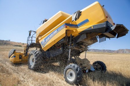 "Aqroservis" ASC rəhbərliyi Lerikdə fermerlərlə görüşüb