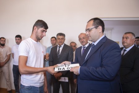 Nazir Məcnun Məmmədov Qubada vətəndaşları qəbul edib