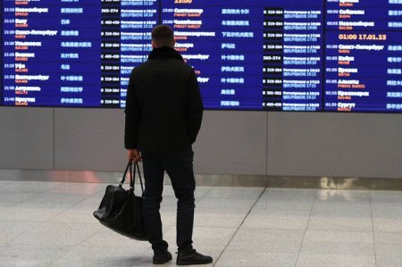 Moskvanın hava limanlarında 32 reys təxirə salınıb