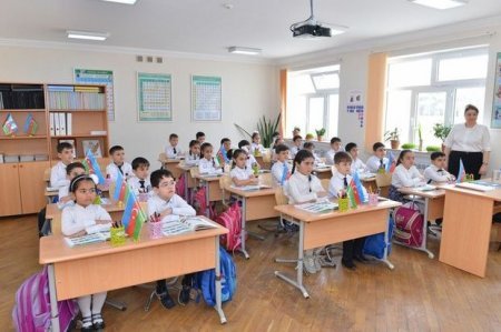 Məktəblər sentyabrın birindən açılır?
