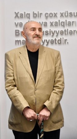 Akif İslamzadə Azərbaycan estrada sənətinin inkişafına töhfələr verib