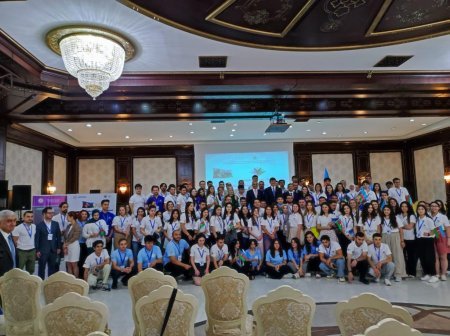 Diaspor Gənclərinin IV Yay Düşərgəsinin rəsmi bağlanış mərasimi keçirilib