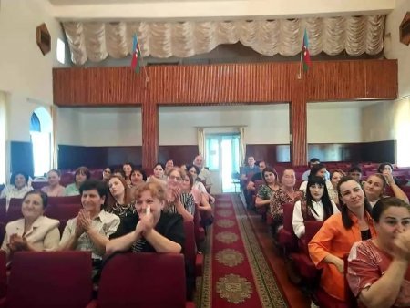 Qax rayonunda mədəniyyət işçisi təqaüdə yola salındı