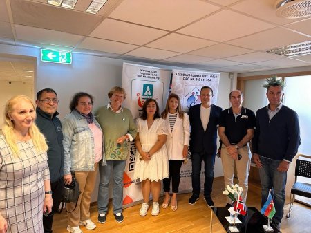 Oslo meri Nizami Gəncəvi adına Azərbaycan dili həftəsonu məktəbində olub