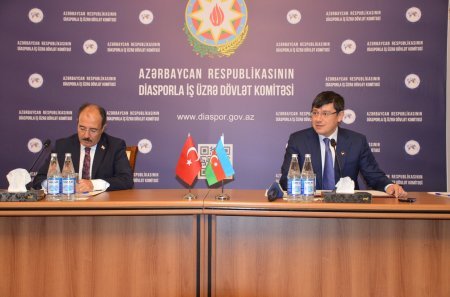 Dövlət Komitəsində bir qrup türkiyəli jurnalist və ictimai xadimlə görüş keçirilib