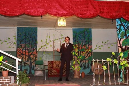 Şəki rayonunda "Qız atası" tamaşası böyük rəğbətlə qarşılandı