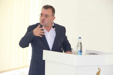 Sumqayıtda Yunus Oğuzun “Cığır” romanının təqdimatı baş tutdu