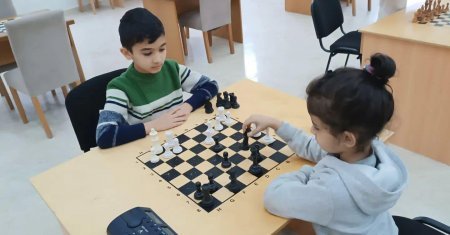  “Şahmat hamı üçün” devizi altında aşağı yaş qrupundan olan uşaqlar üçün növbəti master klass təşkil olunmuşdur