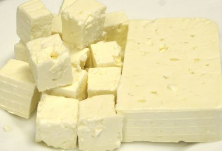   Hansı pendirlər sağlamlıq üçün real təhlükədir?