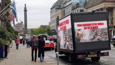 Şotlandiyanın Edinburq şəhərində Ermənistanın mina terrorunu əks etdirən məlumatlandırma aksiyası keçirilib