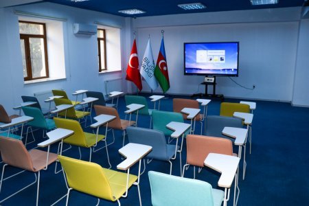 Türkiyənin sənaye və texnologiyalar naziri “Bilişim Vadisi Bakı”da yeni rezidentlərin açılışını edib