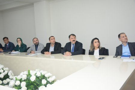 Briqham Yanq Universitetinin nümayəndə heyəti İlahiyyat İnstitutunda