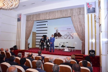 Ağstafa rayon Mədəniyyət Mərkəzində yerli şair, söz ustadı Babayev Saqif Qnyaz oğlunun (Saqif Qaratorpaq) 60 illik yubileyi ilə əlaqədar geniş tədbir keçirildi