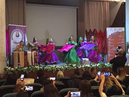 Sumqayıtda “Sazlı-sözlü kəlağayı günləri” keçirildi