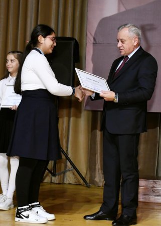 Festival iştirakçıları Ağdaşda konsert proqramı ilə çıxış ediblər