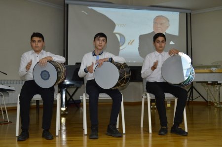 " Heydər Əliyevin təhsilə və mədəniyyətə bağlı ömür yolu" adlı tədbir keçirilmişdir