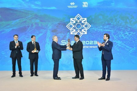 2024-cü il üçün "Türk dünyasının mədəniyyət paytaxtı"nın estafeti Şuşadan Türkmənistanın Anev şəhərinə ötürülüb