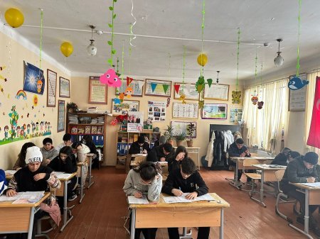 IX sinif şagirdləri üçün sınaq imtahanı keçirilib