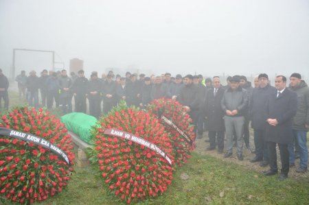 Azərbaycanın Xalq yazıçısı Mövlud Süleymanlının dəfn mərasimi keçirilib