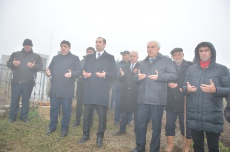 Azərbaycanın Xalq yazıçısı Mövlud Süleymanlının dəfn mərasimi keçirilib