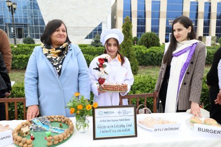 Göyçayda Novruz bayramı münasibətilə peşə təmayüllü siniflərin sərgisi təşkil olunub