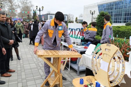 Göyçayda Novruz bayramı münasibətilə peşə təmayüllü siniflərin sərgisi təşkil olunub