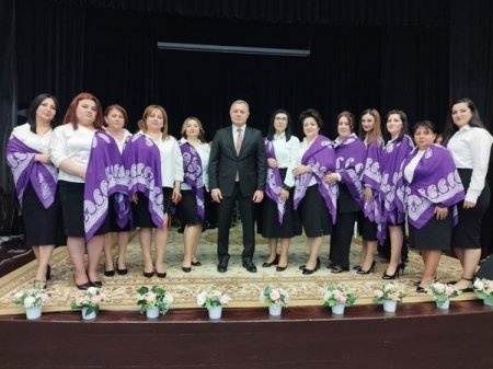  “Yurdumuza Bahar gəlir” adlı konsert proqramı təqdim edib