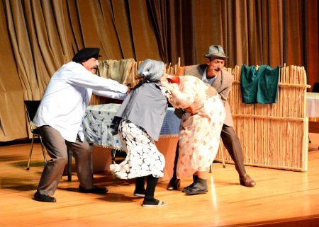 Valeh Kərimov həftəsi çərçivəsində ilk tamaşa nümayiş etdirilib