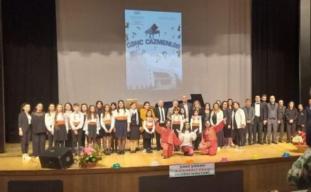 "Gənc cazmenlər" layihəsi üzrə növbəti konsert Qəbələ şəhəri Mədəniyyət mərkəzində keçirilib
