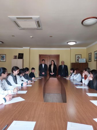 “Zəfərə gedən yol” mövzusunda esse müsabiqəsi keçirilib