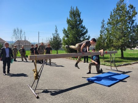 “Şahin” hərbi-idman oyunu üzrə 12 komandanın iştirakı ilə keçirilən rayon birinciliyi başa çatıb
