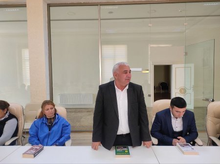 23 aprel - Ümumdünya Kitab və Müəlliflik Hüquqları Günü ilə bağlı dəyirmi masa, yerli yazarlarla görüş, kitab sərgiləri keçirilib