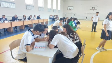 “Füzuli dünyası” adlı intellektual bilik yarışı təşkil olunub