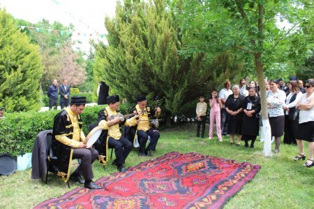 Kürdəmirdə Folklor Festivalı keçirilib