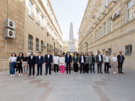 “Böyük Qayıdış” Gənclər Təşkilatı Müstəqillik Günü ilə əlaqədar silsilə tədbirlər həyata keçirib